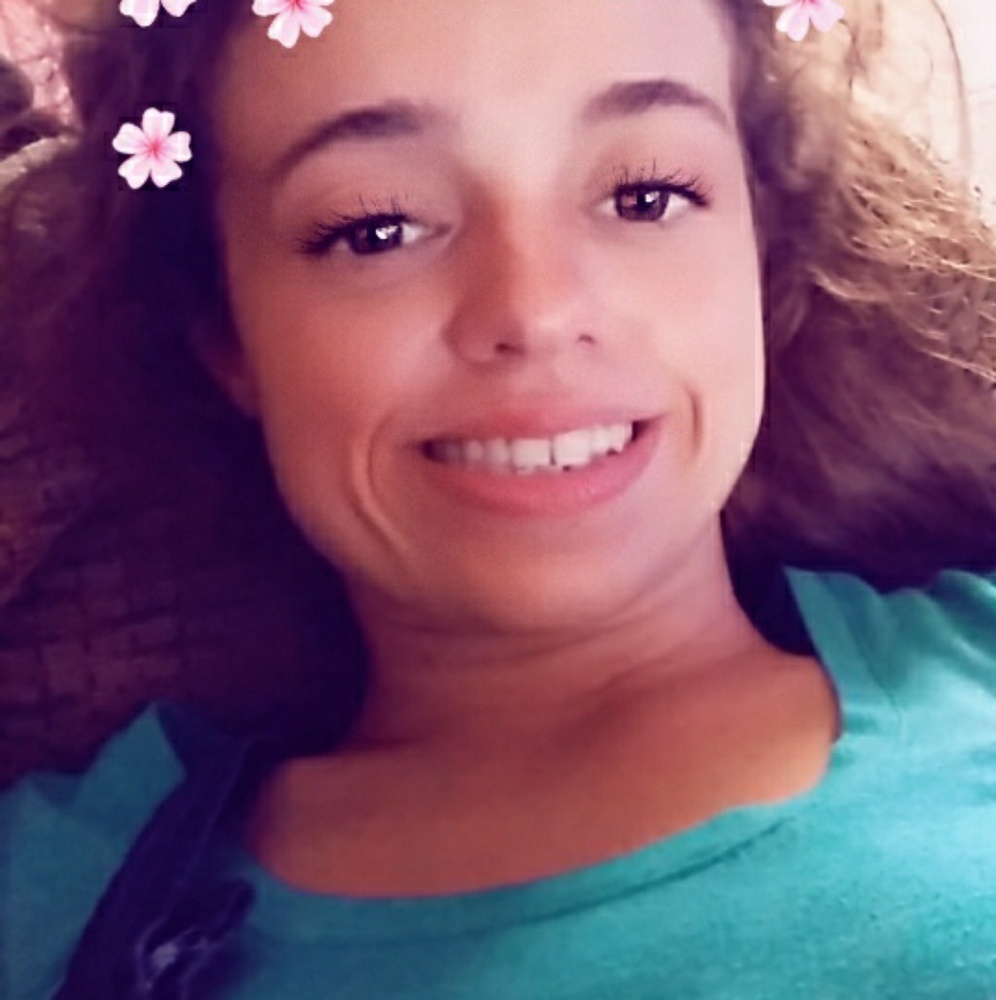 Meet your Posher, Rebecca